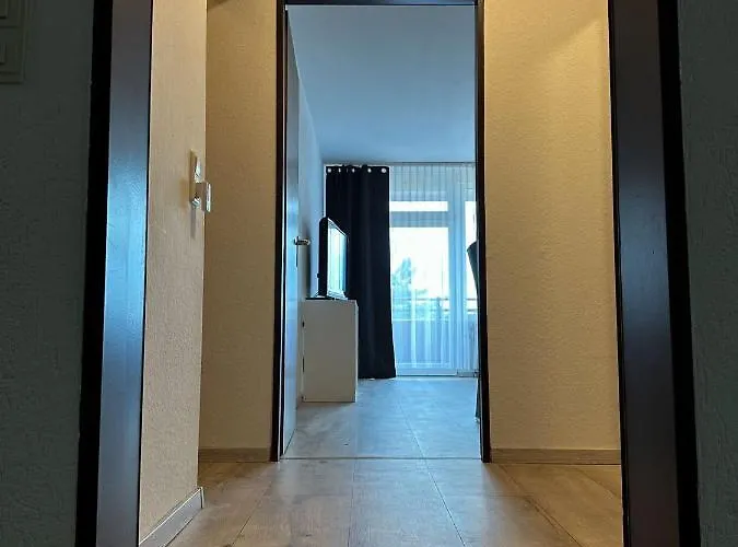 A703, Schoene Und Grosse Ferienwohnung Lahnstein